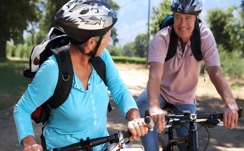 A Beginner’s Guide to Cycling for Seniors: Safety, Gear, and Techniques